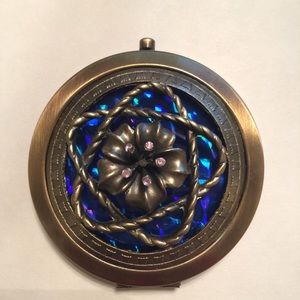 BRAND NEW Round metal double-sided compact mirror